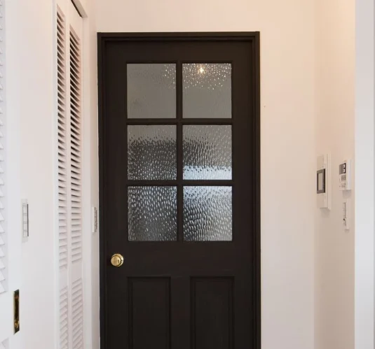 pintu kamar mandi aluminium coklat klasik
