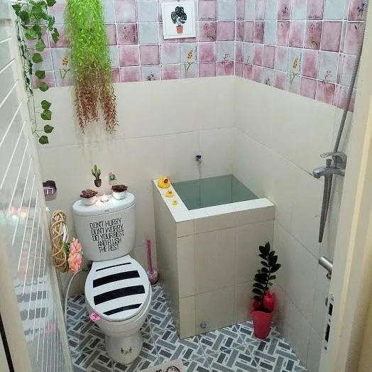 model kamar mandi minimalis 2x2 6
