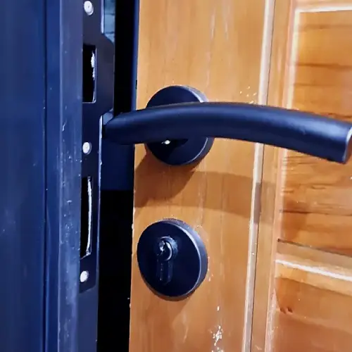 Evomab Handle Pintu Hitam Minimalis