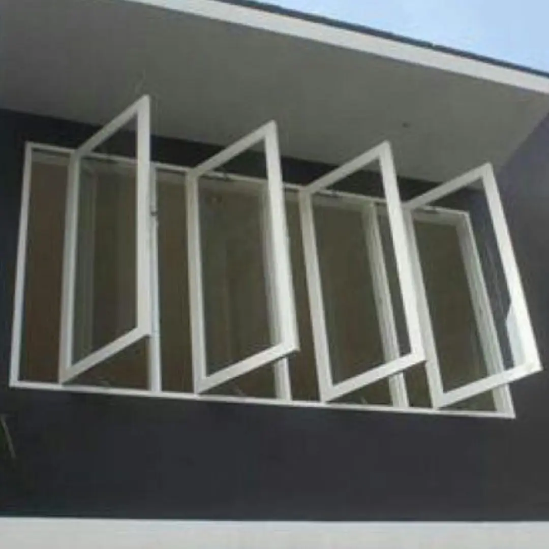 Kusen Putih Minimalis