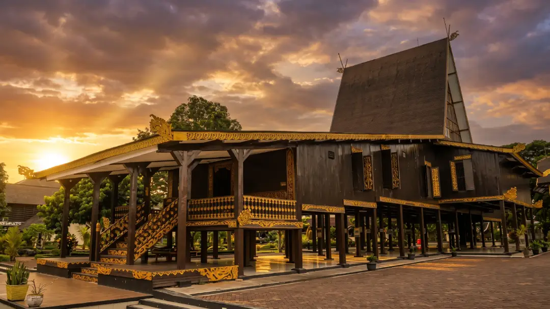 Rumah Adat Kalimantan Barat
