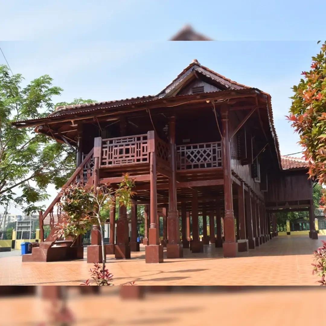Rumah Panggung Betawi