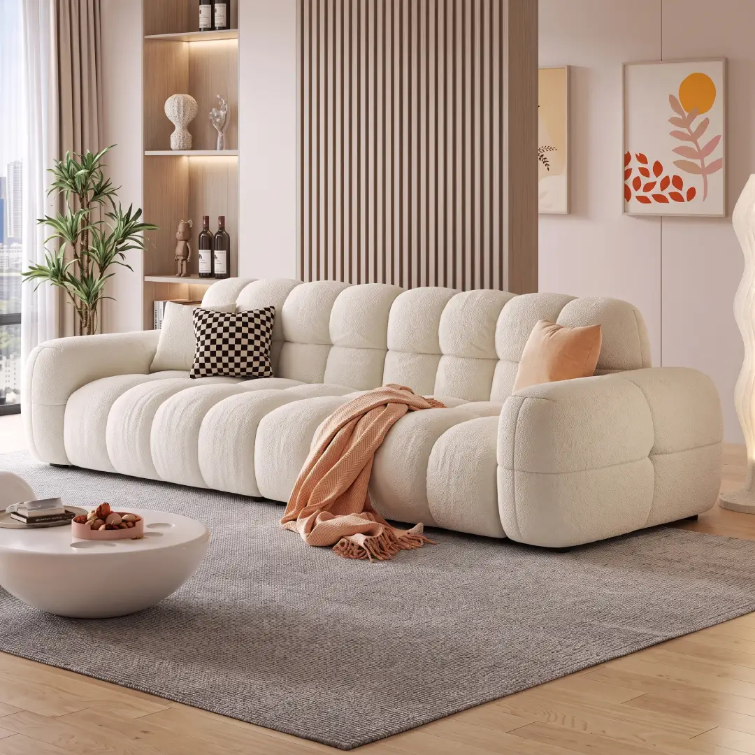 Sofa Panjang dengan Model Lipatan-lipatan Rapat