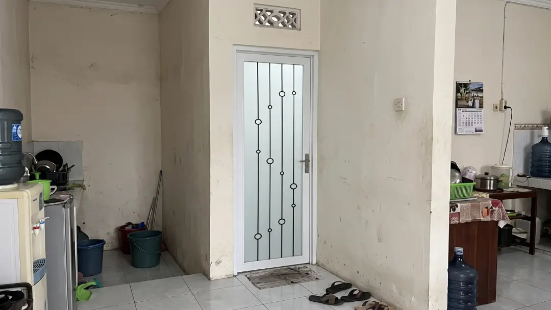 pintu kamar mandi aluminium murah putih minimalis fortress