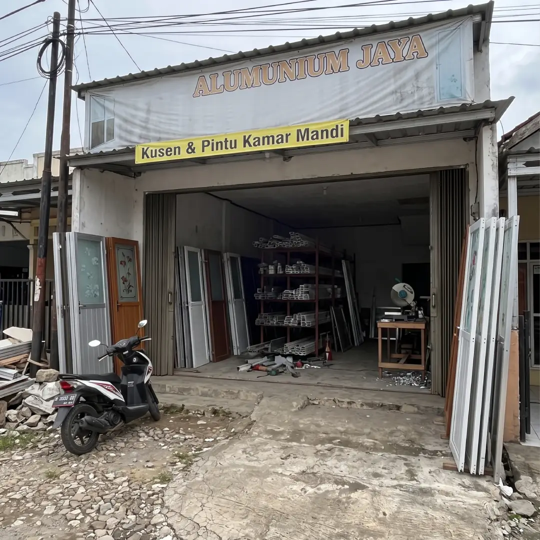 toko kusen pintu kamar mandi aluminium